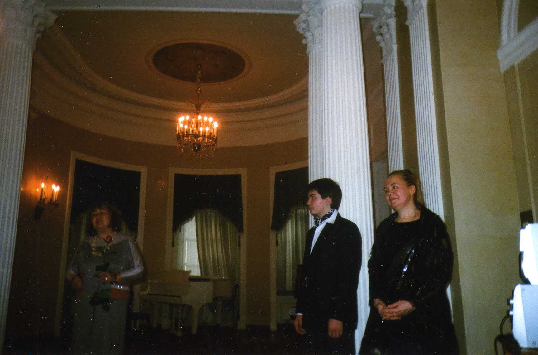 img048.jpg